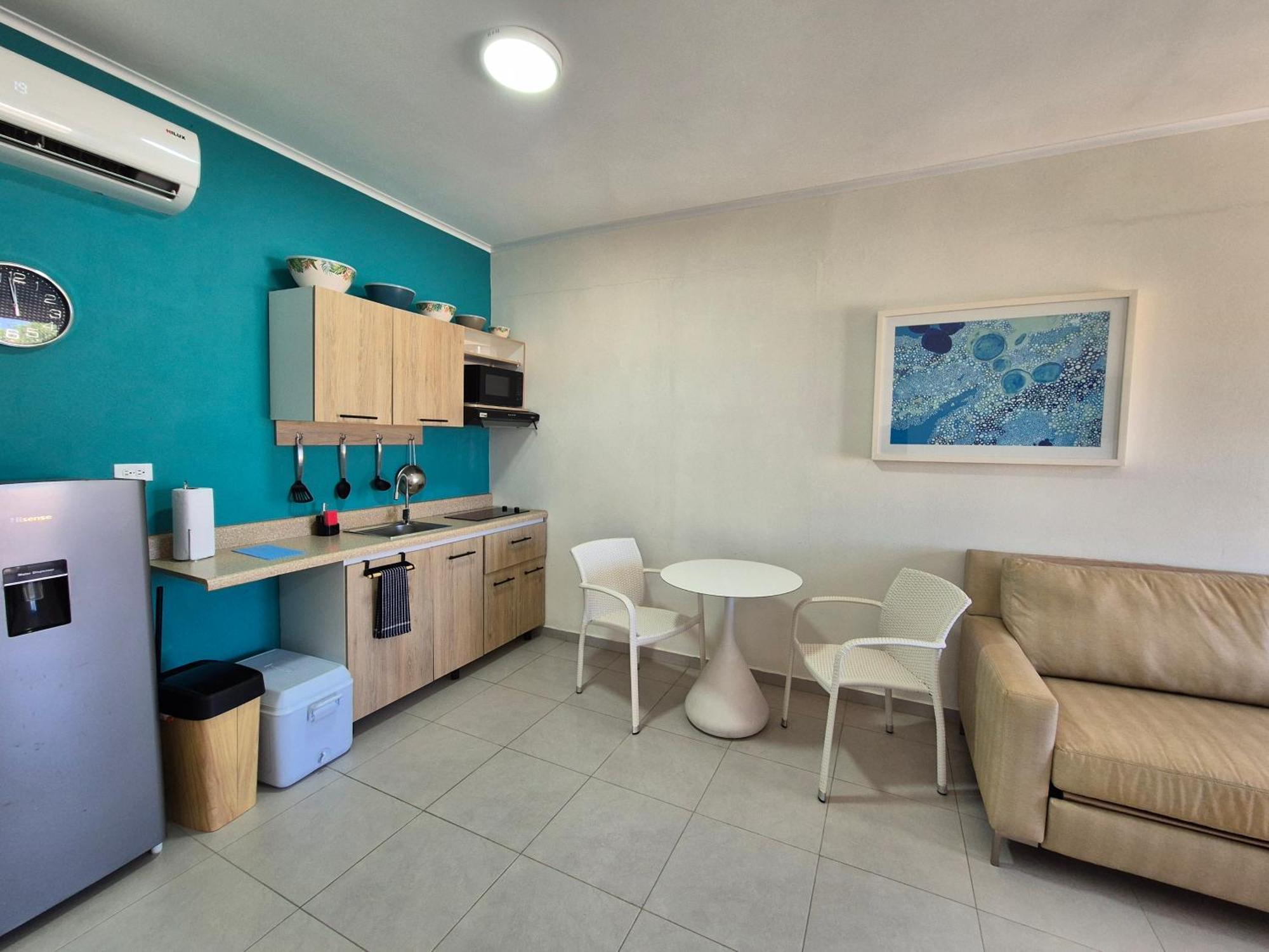 Ocean Breeze Apartments In Aruba Oranjestad Eksteriør bilde